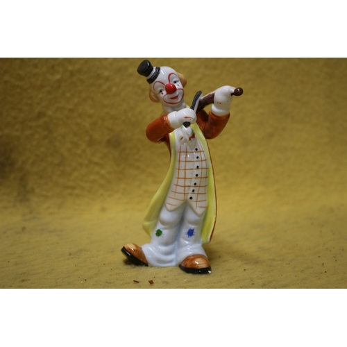 181 - Ceramic Violin Playing Clown - 15cm Tall