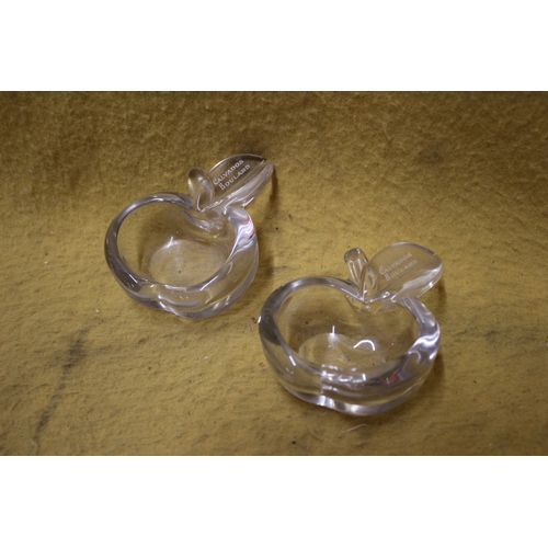 192 - 2 x Small Apple Design Glass Dishes by Calvados Boulard