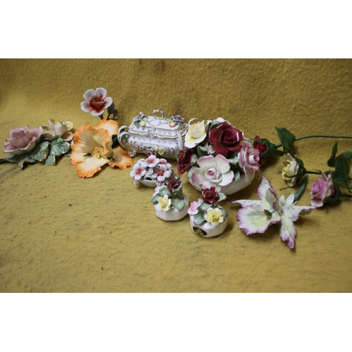 205 - Bundle of Floral Design Ceramic Items including Ainsley Bone China