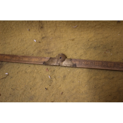 232 - Vintage Fold Out Measuring Yard Stick - 36inch