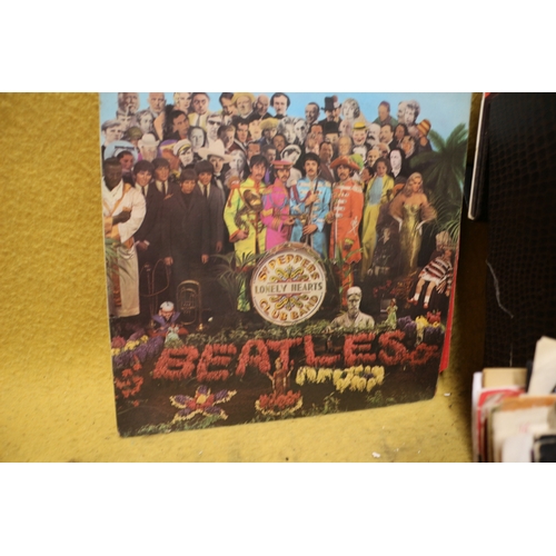 252 - Selection of Vinyl Records including The Beatles Albums and Vintage Case (damaged)