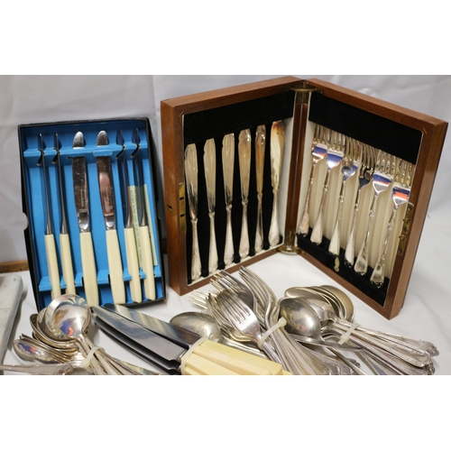 11 - Large Bundle of Cutlery