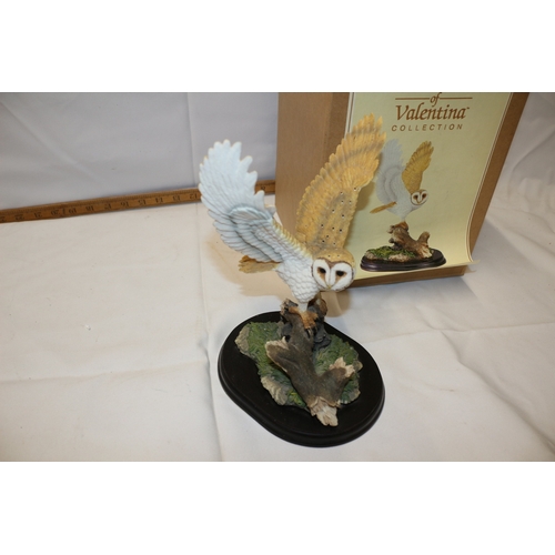 16 - The House of Valentino Barn Owl Figure, 23cm Tall