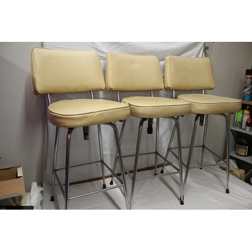 22 - 3x Vintage Cream Leather Bar Stools, 65cm to top of Seat Base