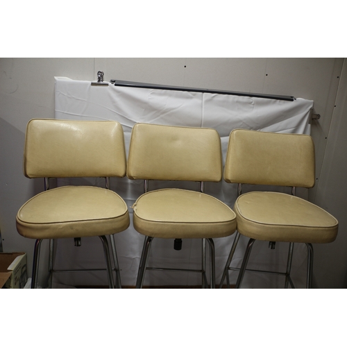 22 - 3x Vintage Cream Leather Bar Stools, 65cm to top of Seat Base