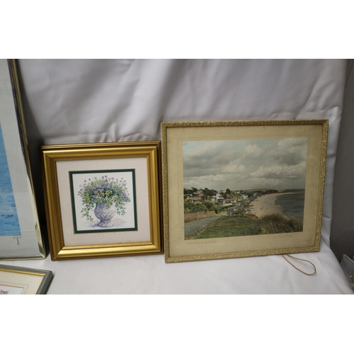 48 - Bundle of Pictures inc Monet Print, Tom Kitten etc