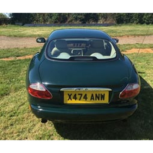 160 - 2000 Jaguar XK8
Registration No: X474 ANW