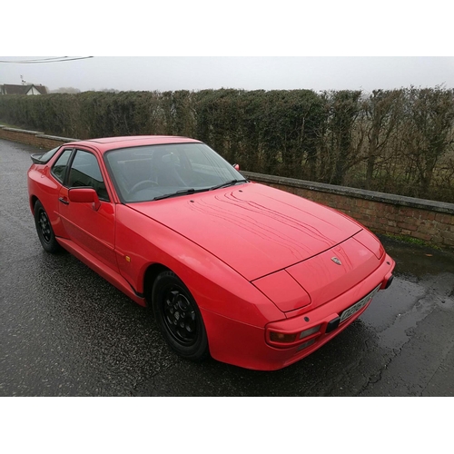 126 - 1986 Porsche 944
Registration No: D216 UCC