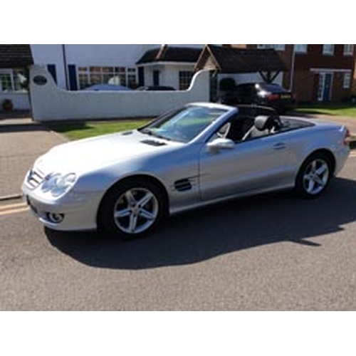 162 - 2007 Mercedes SL 350
Registration No: VF07 EXJ