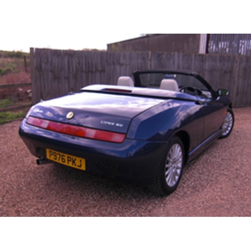 110 - 1996 Alfa Romeo Spider
Registration No: P976 PKJ