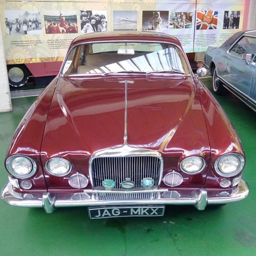 179 - 1963 Jaguar MK X
Registration No: 450 YUY