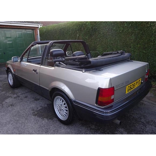 164 - 1990 Ford Escort XR3i Cabriolet
Registration No: G828 PYD