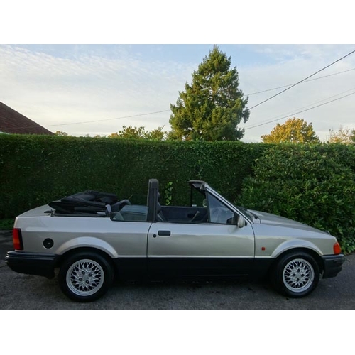 164 - 1990 Ford Escort XR3i Cabriolet
Registration No: G828 PYD