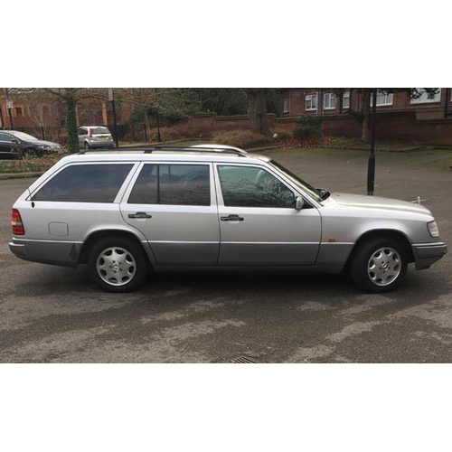 185 - 1995 Mercedes-Benz E280
Registration No: N144 AUX