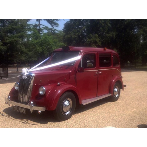 117 - 1960 Beardmore Taxi
Registration No: YUL 999