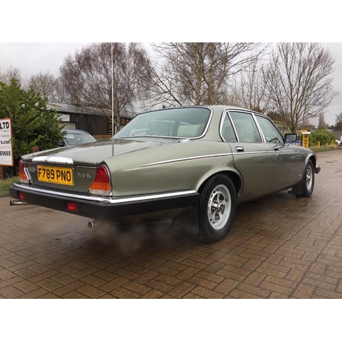 129 - 1989 Daimler Double Six
Registration No: F789 PNO