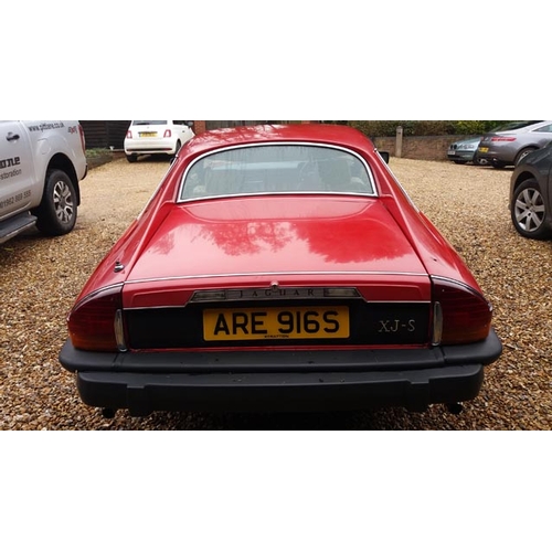 158 - 1977 Jaguar XJS 5.3 Pre-HE 
Registration No: ARE 916S