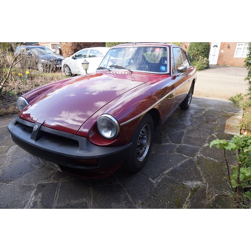 155 - 1975 MG B GT V8
REGISTRATION NO: HRV 110N