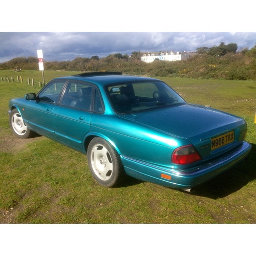 168 - 1995 JAGUAR XJR
REGISTRATION NO: M966 TKX