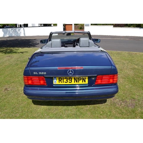 162 - 1998 MERCEDES-BENZ SL 320 AUTO
REGISTRATION NO: R139 NPN