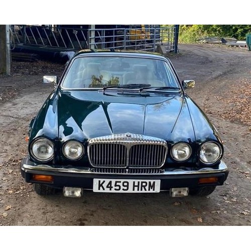 129 - 1992 DAIMLER DOUBLE SIX
REGISTRATION NO: K459 HRM