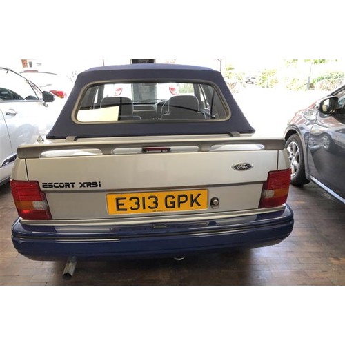 132 - 1988 FORD ESCORT XR3I
REGISTRATION NO: E313 GPK