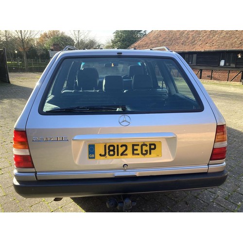 140 - 1992 MERCEDES-BENZ W124 230 TE
REGISTRATION NO: J812 EGP