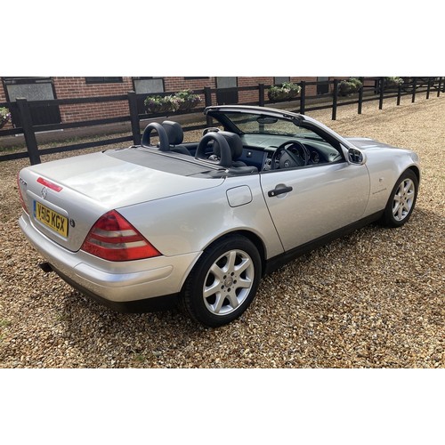 135 - 1999 MERCEDES-BENZ SLK 230 KOMPRESSOR
Registration No: V515 KGX