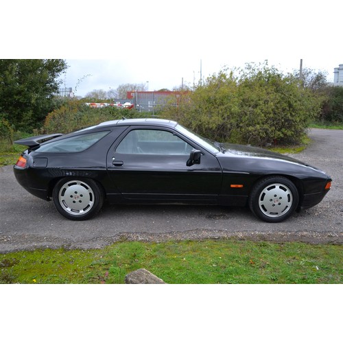 118 - 1990 PORSCHE 928 S4 AUTO
Registration No: 	GSU 449