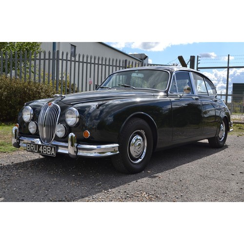 119 - 1963 JAGUAR MK II 3.4 WITH 5 SPEED GEARBOX AND PAS
Registration No: BRU 488A