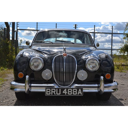 119 - 1963 JAGUAR MK II 3.4 WITH 5 SPEED GEARBOX AND PAS
Registration No: BRU 488A