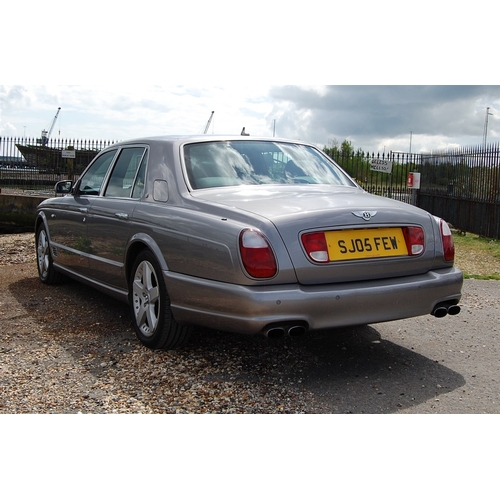 107 - 2005 BENTLEY ARNAGE MULLINER
Registration No: SJ05 FEW