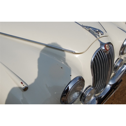 117 - 1961 JAGUAR MK 2 3.8 MANUAL
Registration No: Applied For