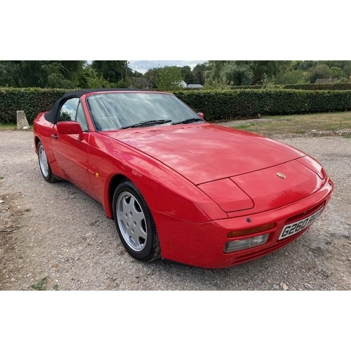 141 - 1990 PORSCHE 944 CABRIOLET
Registration No: G260 RAM