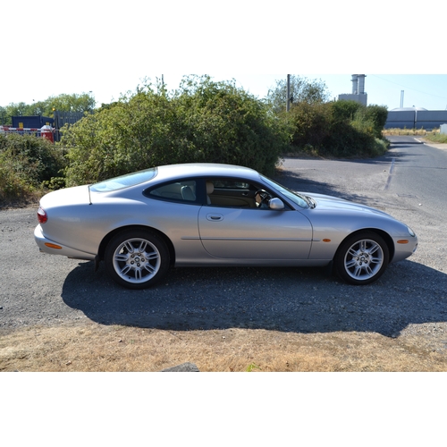 119 - 2001 JAGUAR XK8 COUPE
Registration No: YG51THM