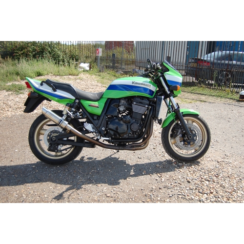 103 - 2007 KAWASAKI ZRX1200R EDDIE LAWSON REPLICA COLOURS
Registration No: HX07MUU