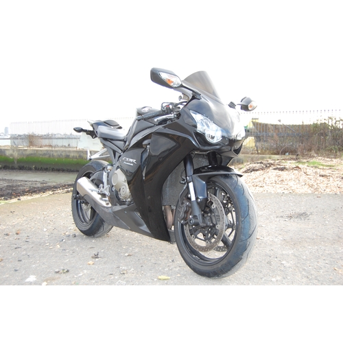 104 - 2008 HONDA CBR 1000RR8 FIREBLADE
Registration No: KU08YDH