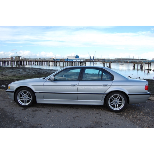 131 - 2001 BMW 735I SPORT AUTO
Registration No: Y538OHB