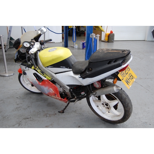 132 - 1992 APRILIA AF1 125 SPORT PROD
Registration No: J828WHB