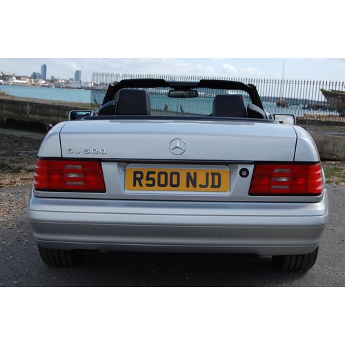 110 - 1998 MERCEDES SL500
Registration No: R500NJD