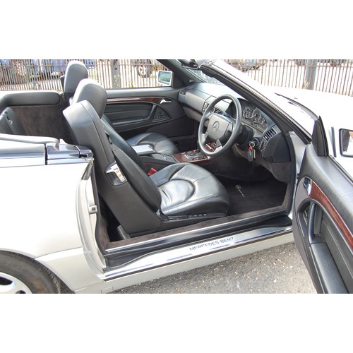 110 - 1998 MERCEDES SL500
Registration No: R500NJD