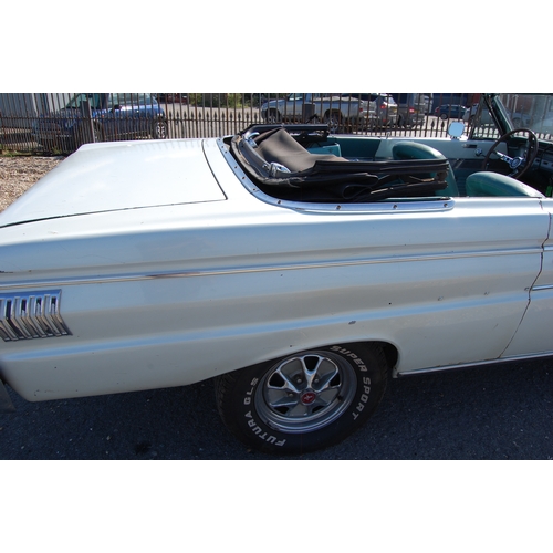 112 - 1964 FORD FALCON SPRINT CONVERTIBLE 260
Registration No: CCN861B