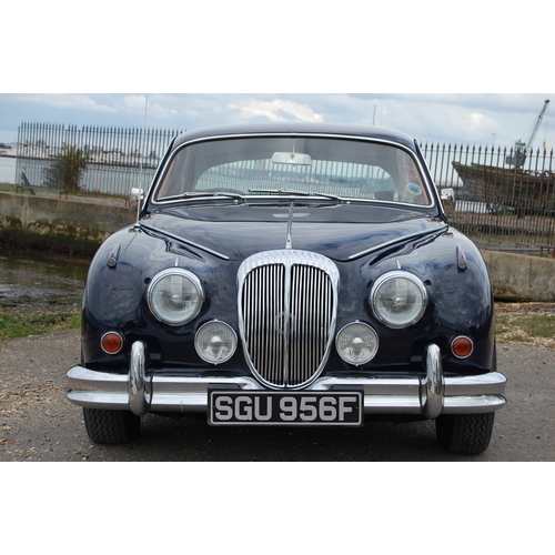 125 - 1968 DAIMLER 250 V8
Registration No: SGU956F