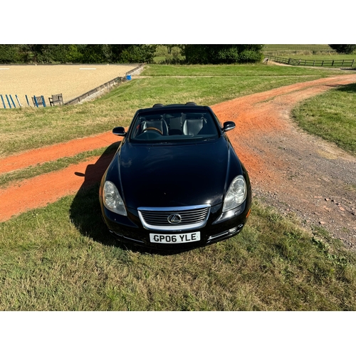 141 - 2006 LEXUS SC430 CONVERTIBLE
Registration No: GP06YLE