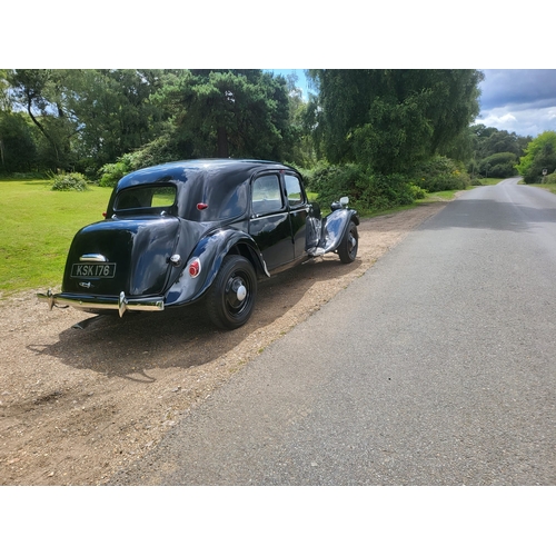 123 - 1955 Citroen Traction Avant Normale
Registration No: KSK176