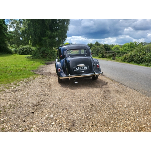 123 - 1955 Citroen Traction Avant Normale
Registration No: KSK176