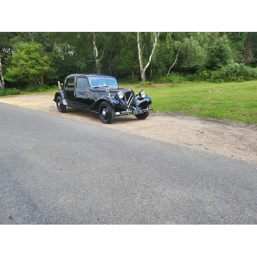 123 - 1955 Citroen Traction Avant Normale
Registration No: KSK176