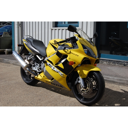 117 - 2001 HONDA CBR600F
Registration No: OU51MYY