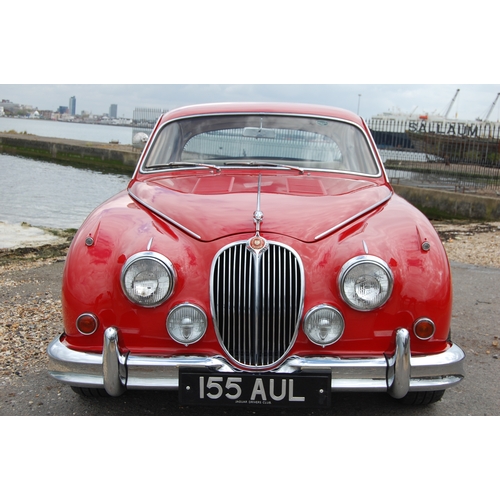 118 - 1960 JAGUAR MK2
Registration No: 155AUL