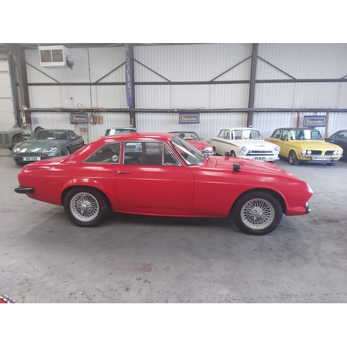 101 - 1966 RELIANT SCIMITAR SE 4 STRAIGHT SIX
Registration No: HON437D